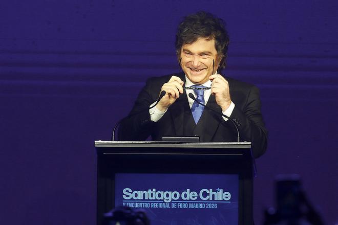 Milei acusa a Sánchez de facilitar la inmigración descontrolada y allanar el camino a las hordas extranjeras