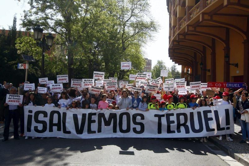 Manifestación: 'Salvemos Teruel'