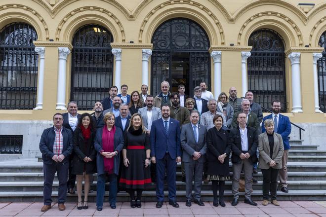 En imágenes: Barbón presenta las escuelas infantiles