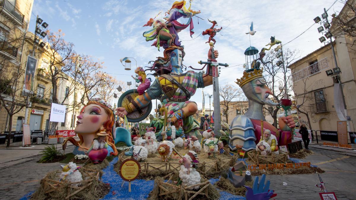 Falla Na Jordana de 2018, de Toni Pérez, quinto premio de falla y primero de ingenio.