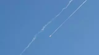 Irán asegura que frustró el intento de rescate del piloto y derribó cuatro aeronaves de EEUU