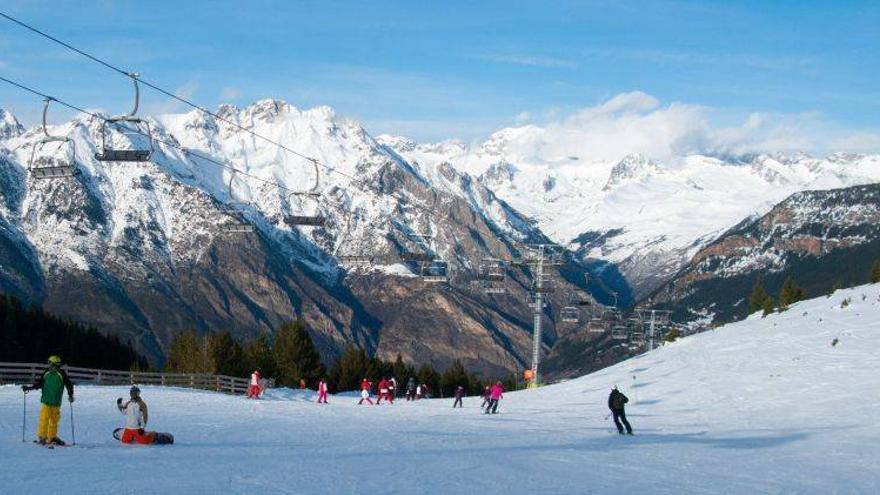 Más de 230.000 esquiadores han usado las pistas estas fiestas