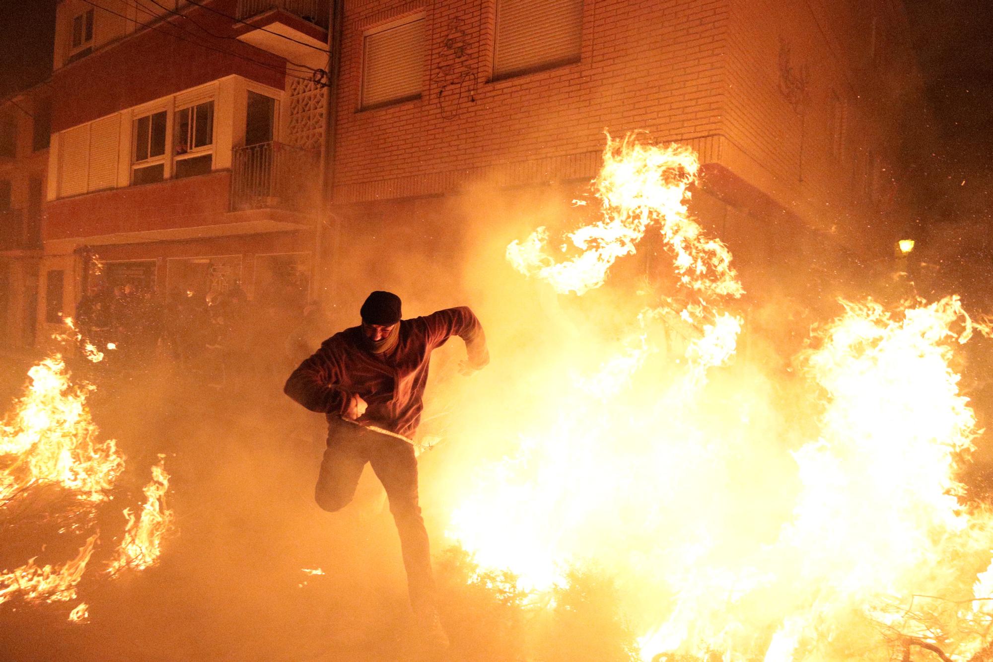 Las mejores fotos de la espectacular Matxà de Sant Antoni en Vilanova d'Alcolea