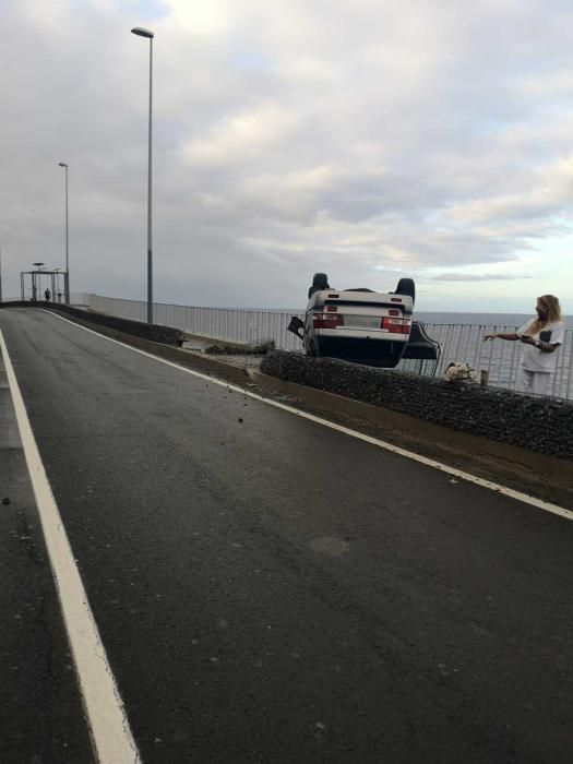 Aparatoso accidente entre Patalavaca y Arguineguín