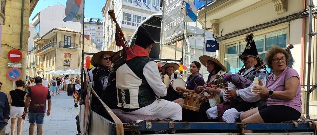 Segue a troula dorneira en Ribera co 'Día do Orjullo Jaiteiro'
