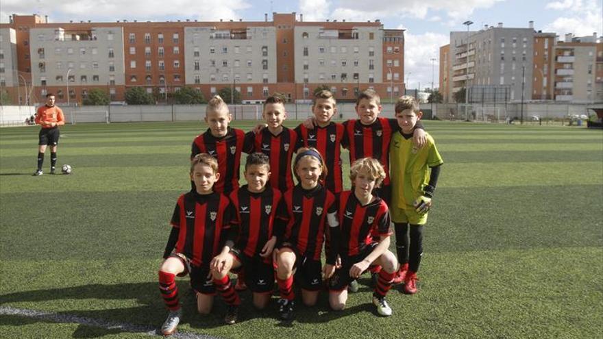 El Córdoba y el Séneca quieren los títulos benjamines