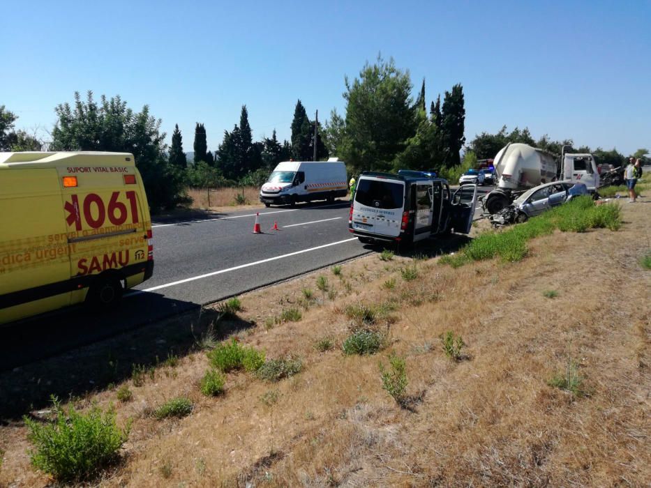 Tres personas mueren en un accidente de tráfico en la autovía de Alcúdia