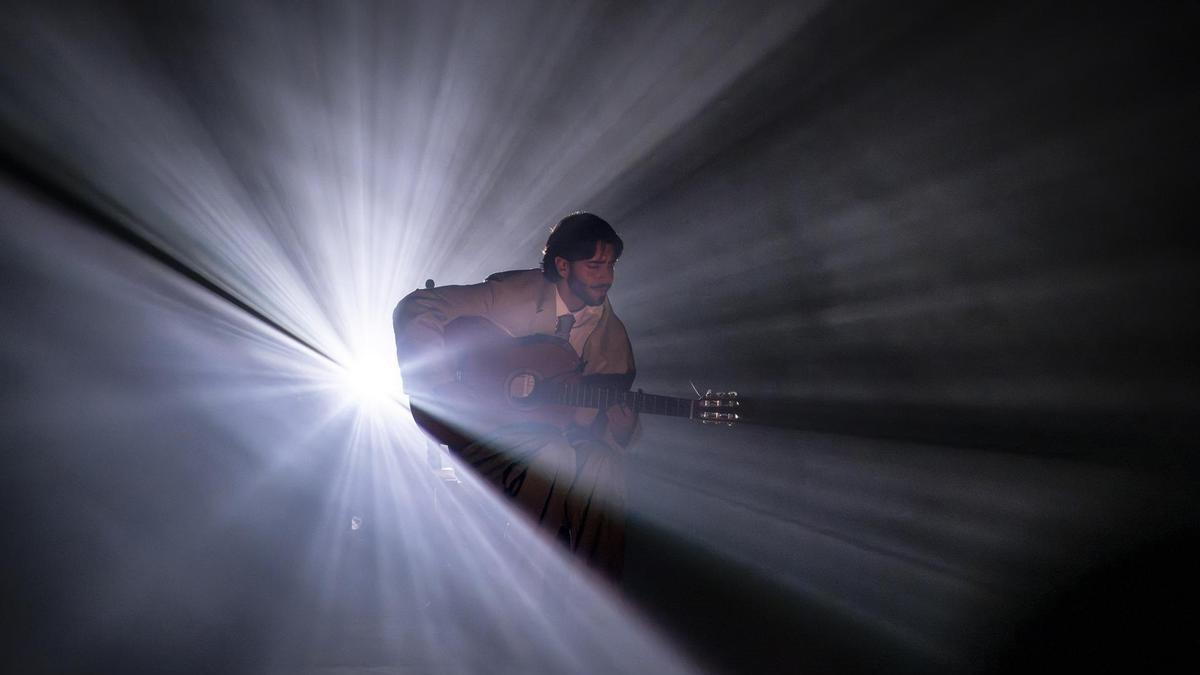 Los alicantinos Yerai Cortés y Alejandro Hurtado ponen el broche de oro al festival Flamenco On Fire