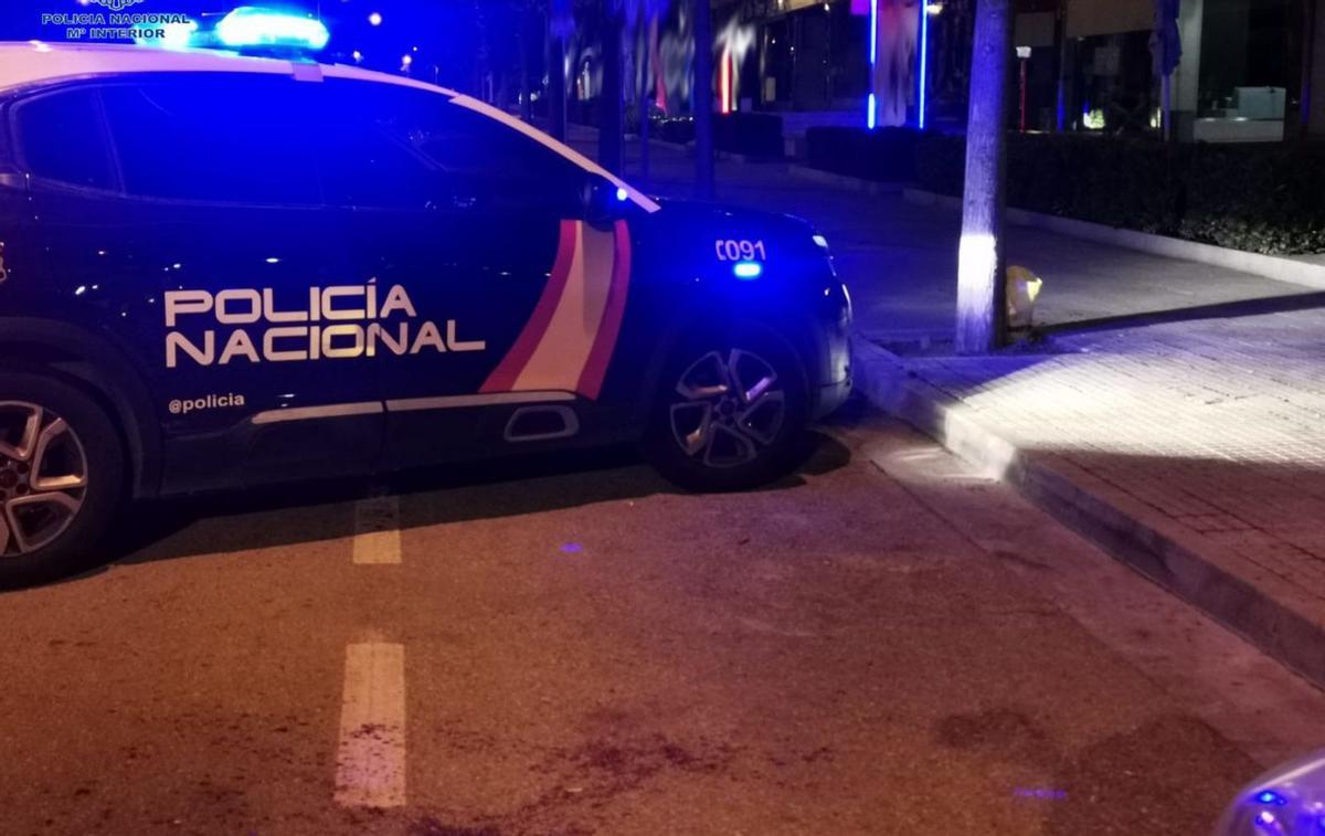 Una patrulla de Policía, en el lugar de los hechos, en una imagen de archivo. / CNP