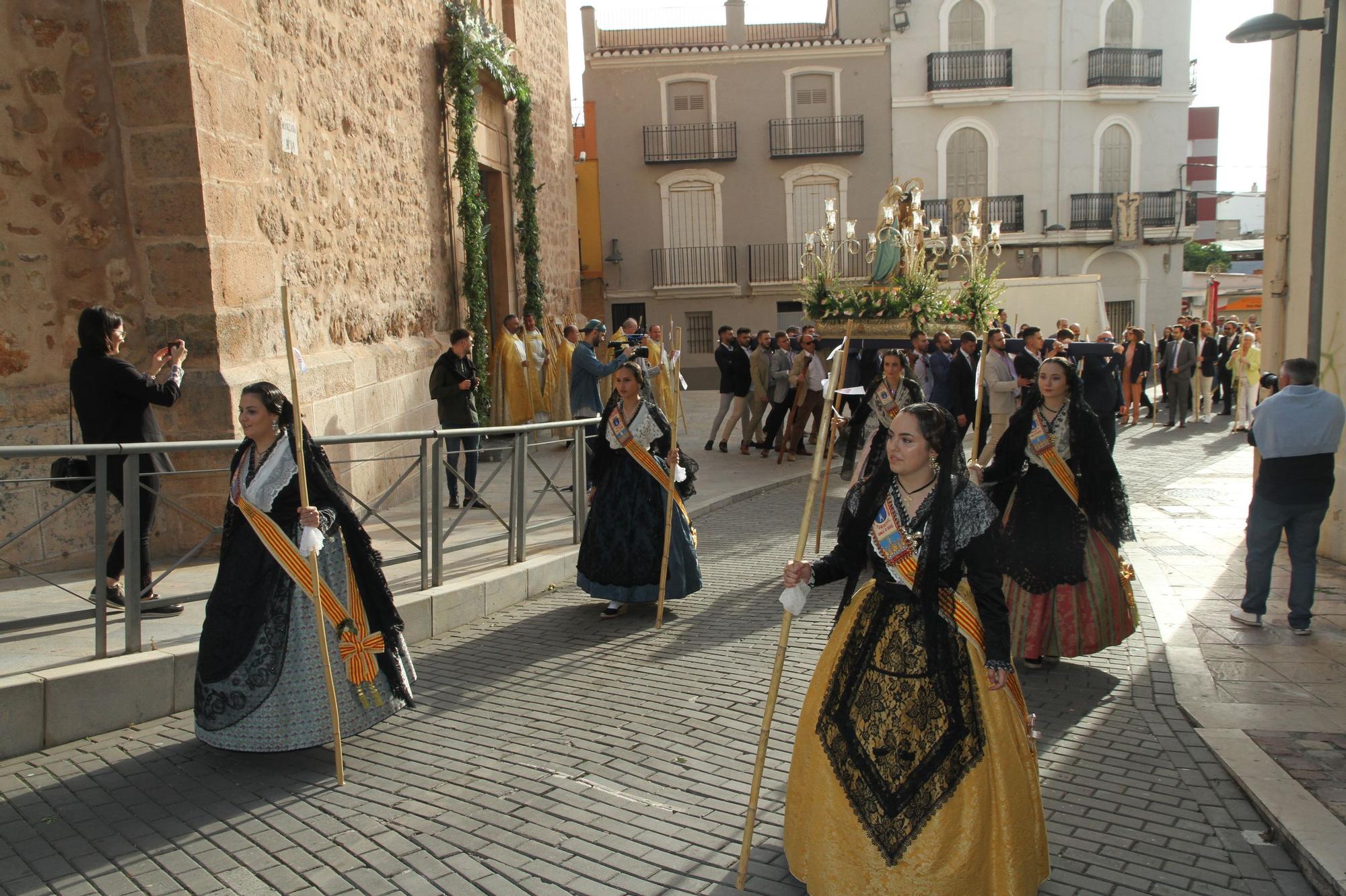 Romería a la ermita de la Sagrada Familia en el día de los patronos de la Vall