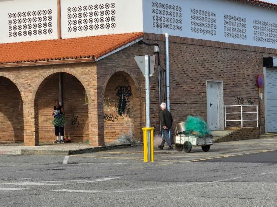 La flota de O Grove dedicada al centollo ya está pertrechada.