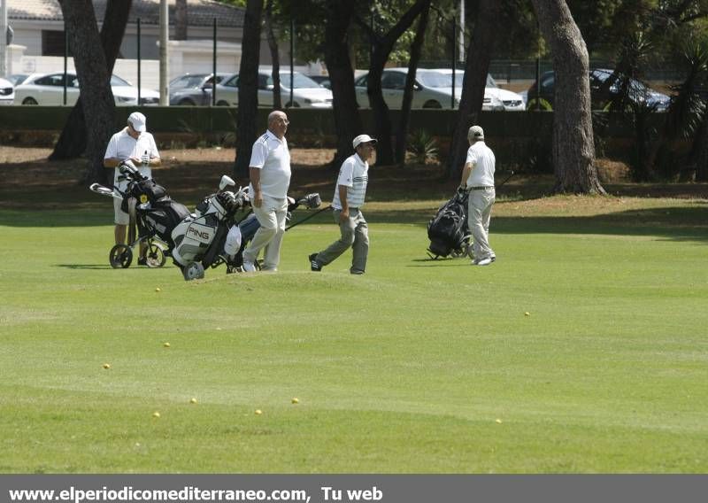 GALERÍA DE FOTOS- El torneo Pro-Am llena el Club Costa Azahar de amantes del golf