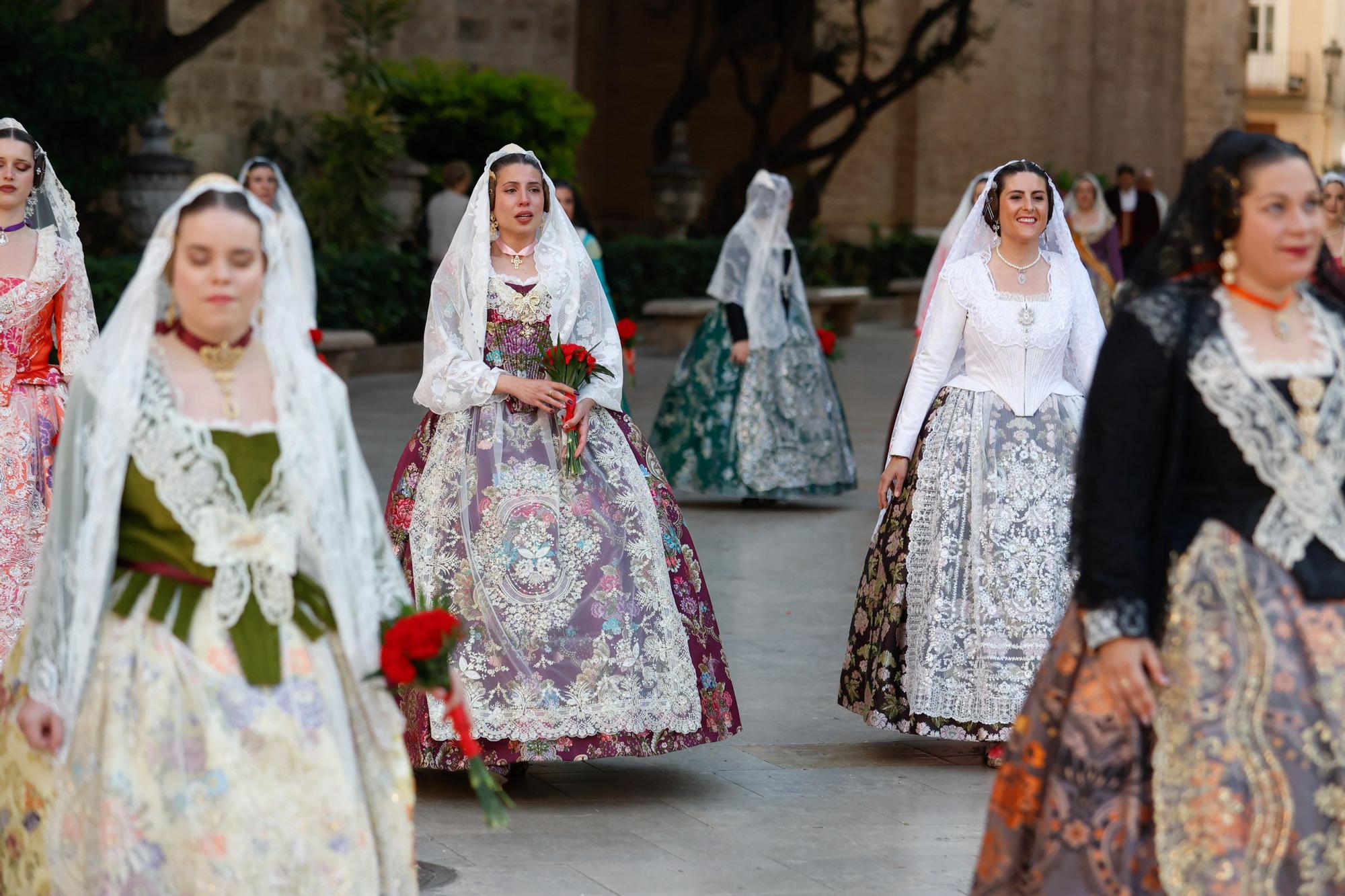 Búscate en el primer día de la Ofrenda en la calle San Vicente entre las 17:00 y las 18:00