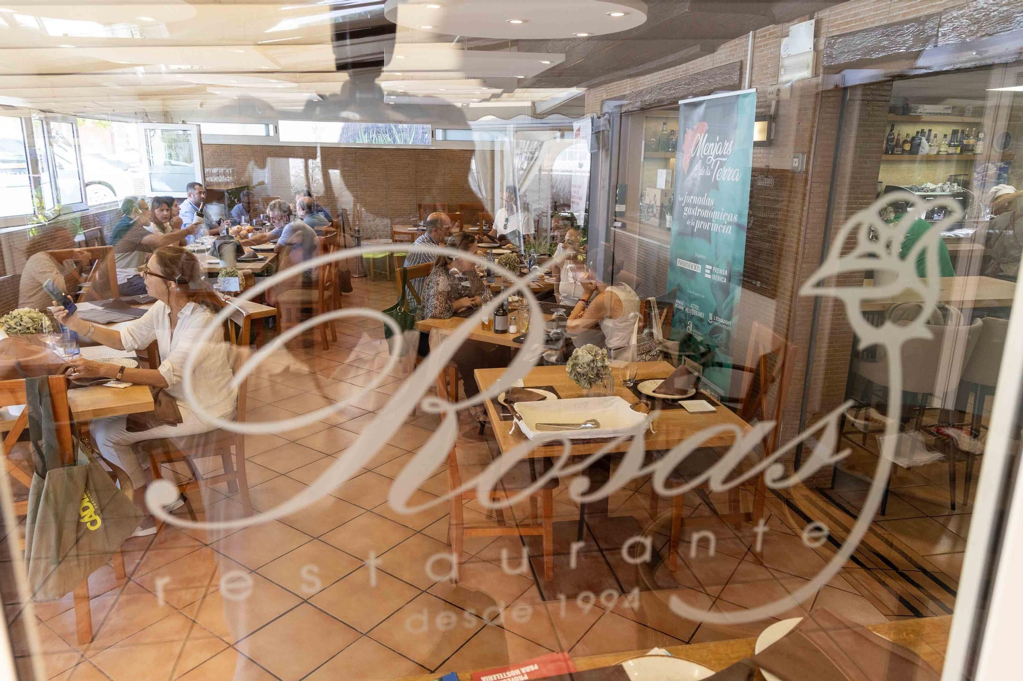 El restaurante Rosas de El Campello sorprende con una espectacular olleta en el segundo día de Menjars de la Terra en l’Alacantí