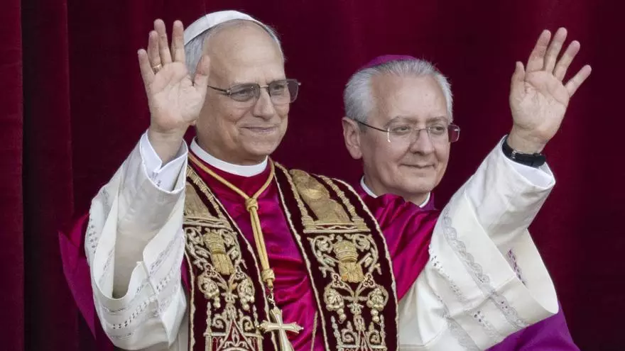 Así han sido las palabras en español del nuevo Papa, Robert Prevost