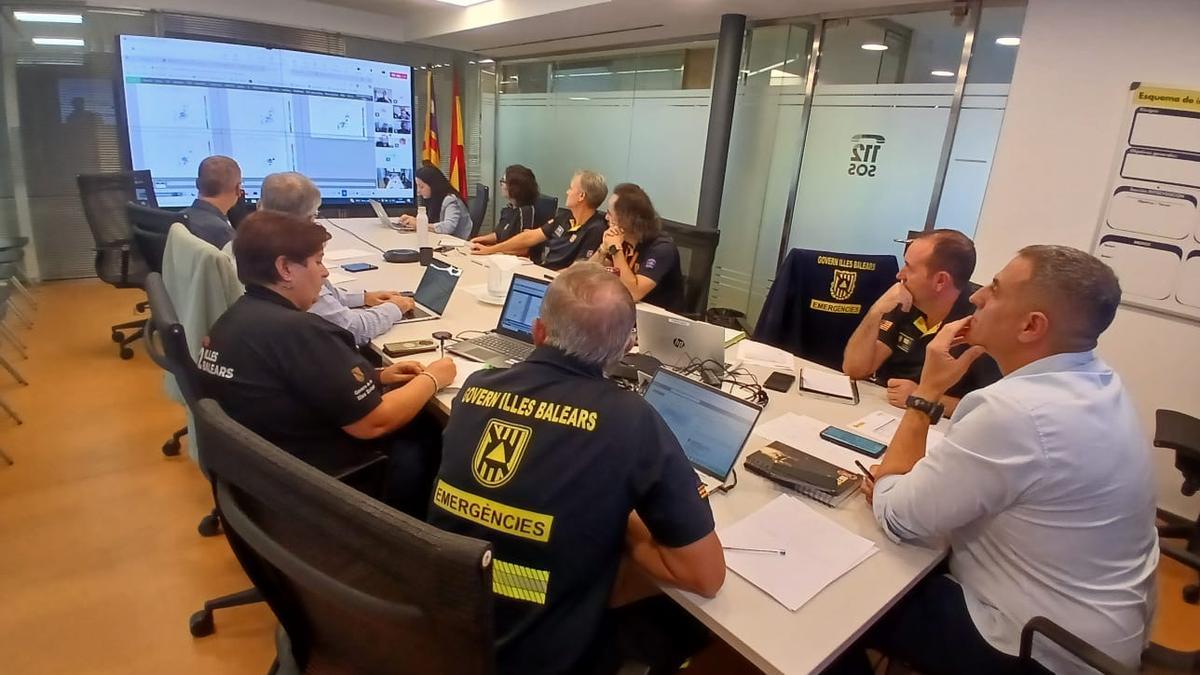 El comité técnico se ha reunido este mediodía para evaluar el avance de la Dana Alice en Ibiza