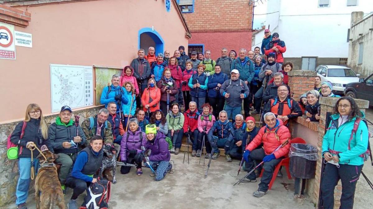 Los participantes recorrieron 12 km por el término municipal de Aladrén. | SERVICIO ESPECIAL