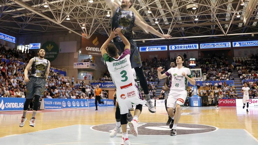 Suárez, en el encuentro de Lugo.