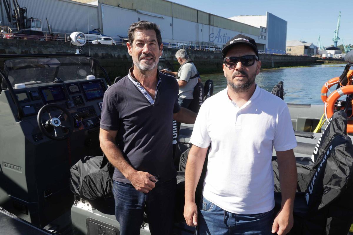 El comandante Rui Filipe, a la izquierda, con Alberto Prelch, antes de salir a las pruebas.