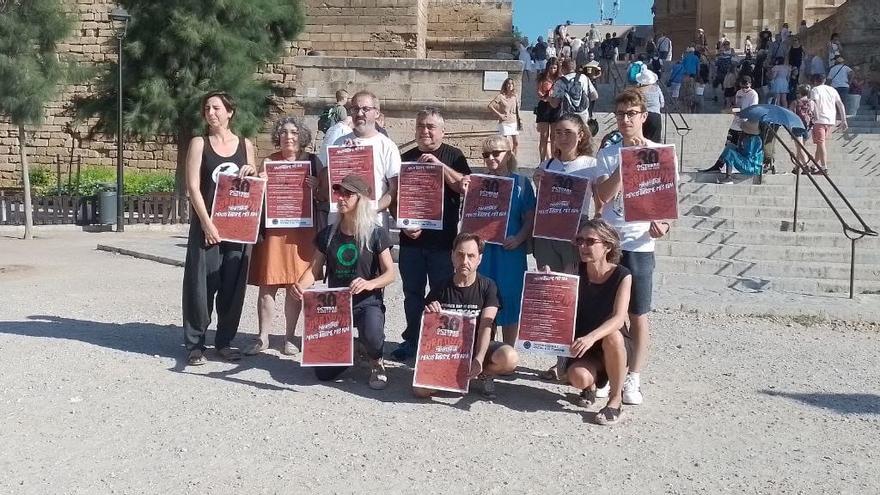 &quot;Menos turismo, más vida&quot;: convocan una manifestación en Palma para exigir un cambio de modelo turístico