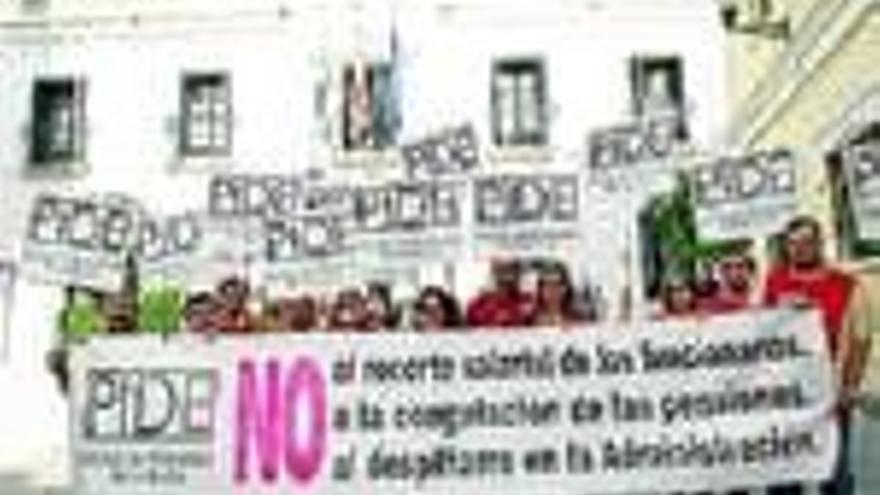 PIDE denuncia que hay centros con más alumnos de los permitidos por ley