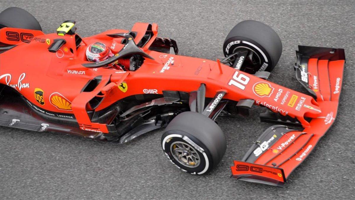 Leclerc durante la segunda sesión de libres en Monza