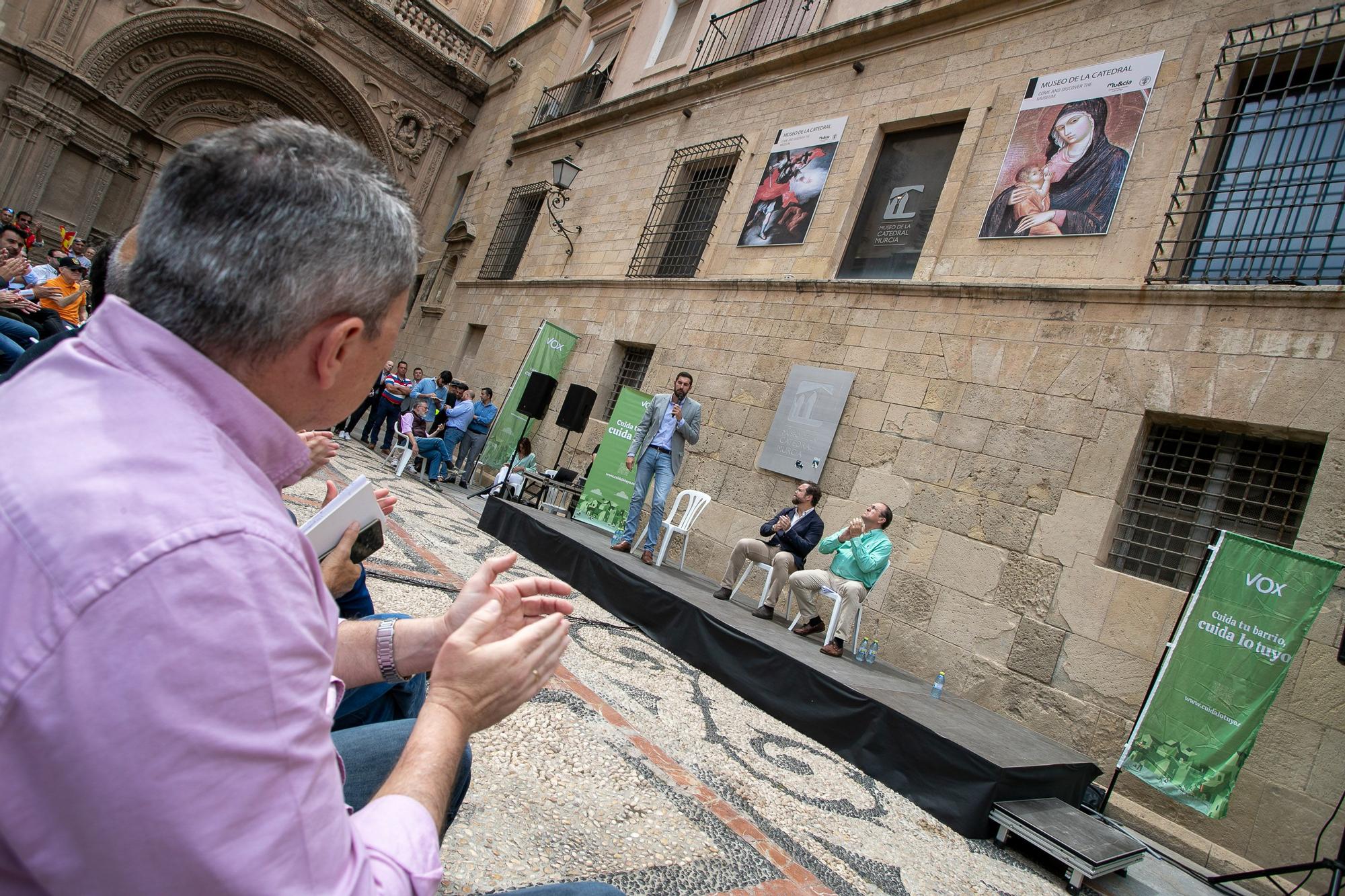 El acto de Vox en Murcia con Espinosa de los Monteros en imágenes