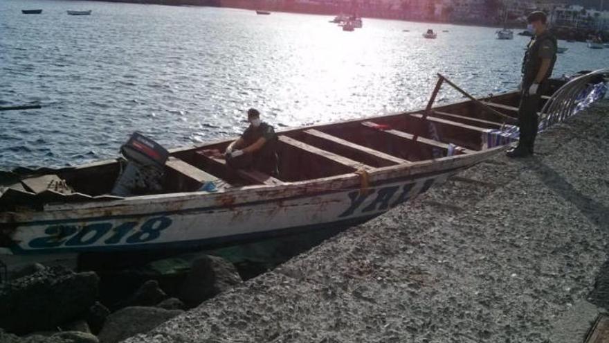 Cayuco llegado recientemente a Gran Canaria.