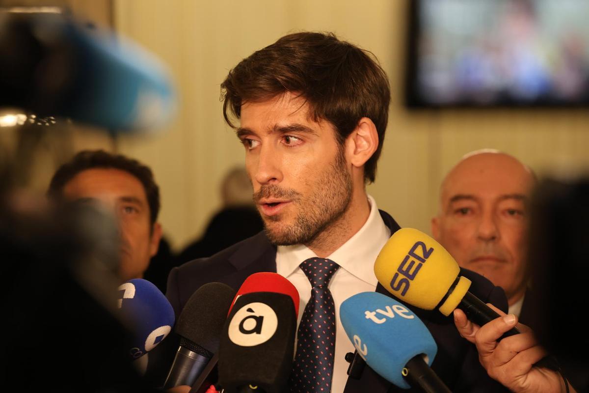 Juan Carlos Caballero salió en turno de réplica