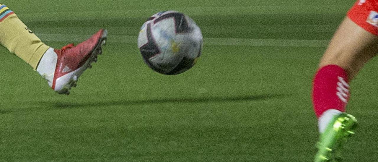 Detalle del balón de fútbol.
