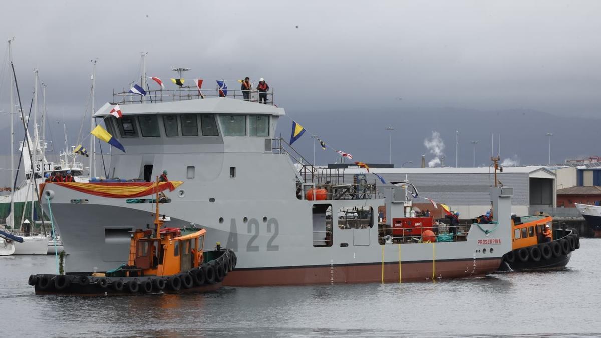 Botadura del «A22 Proserpina», en las instalaciones de Freire en Vigo