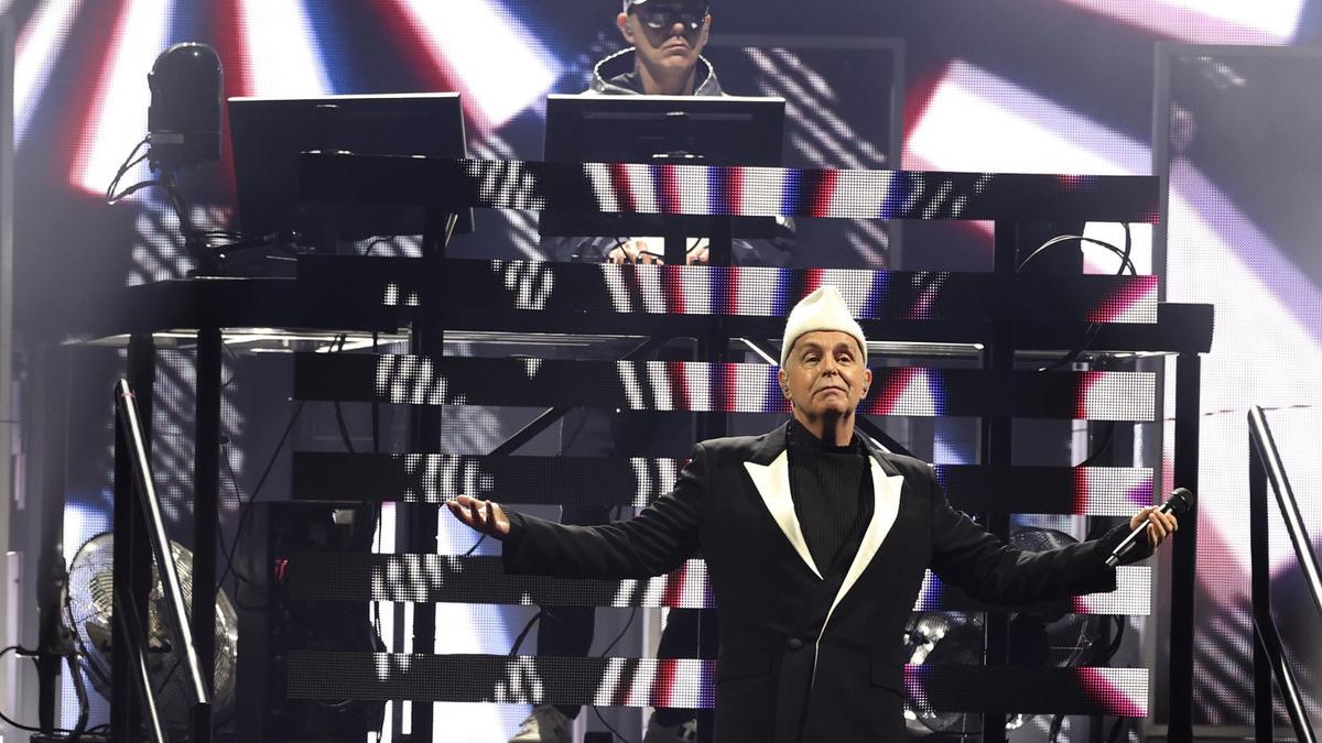 La banda británica Pet Shop Boys, durante su concierto en el Primavera Sound de Madrid.