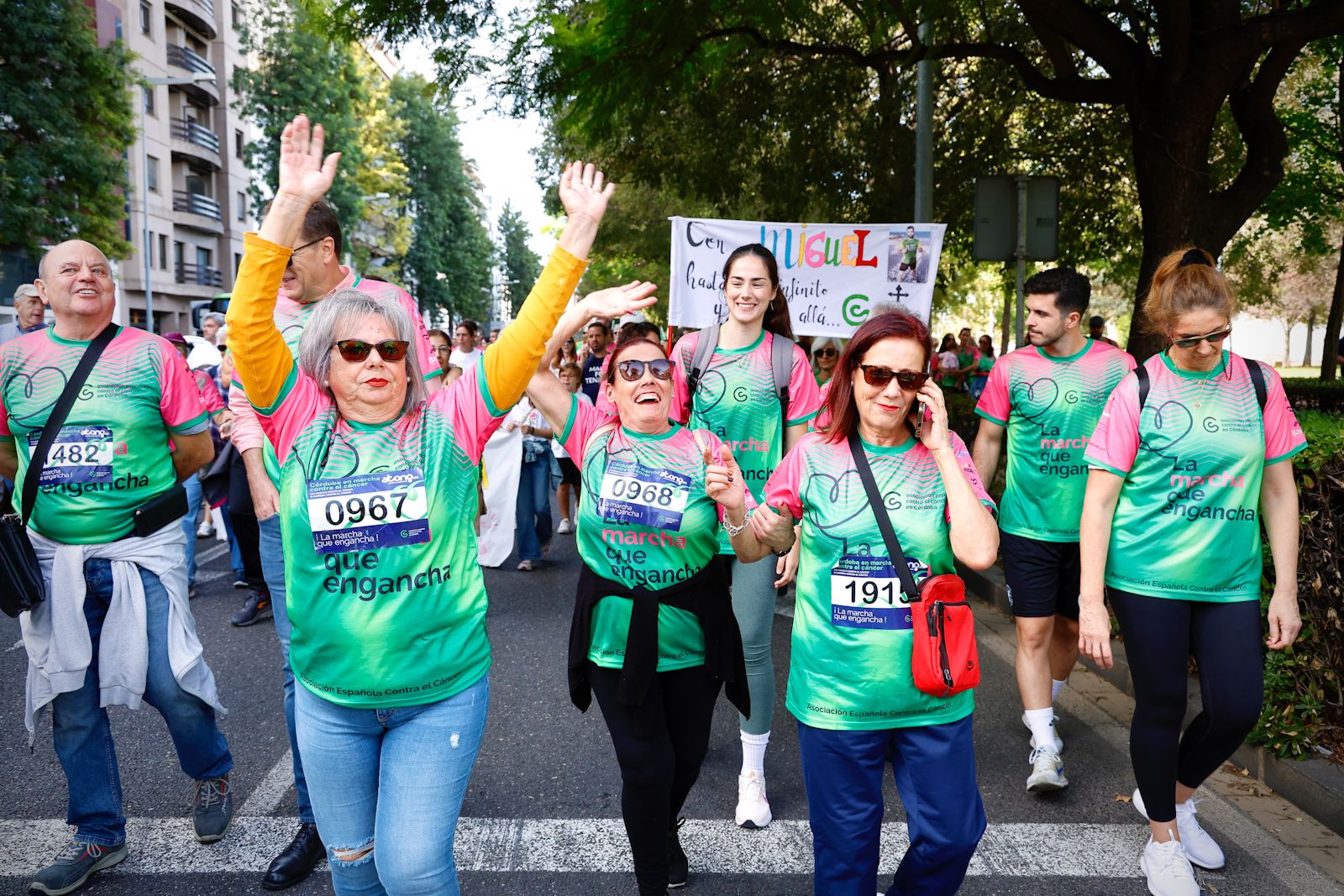 Marea verde contra el cáncer de mama