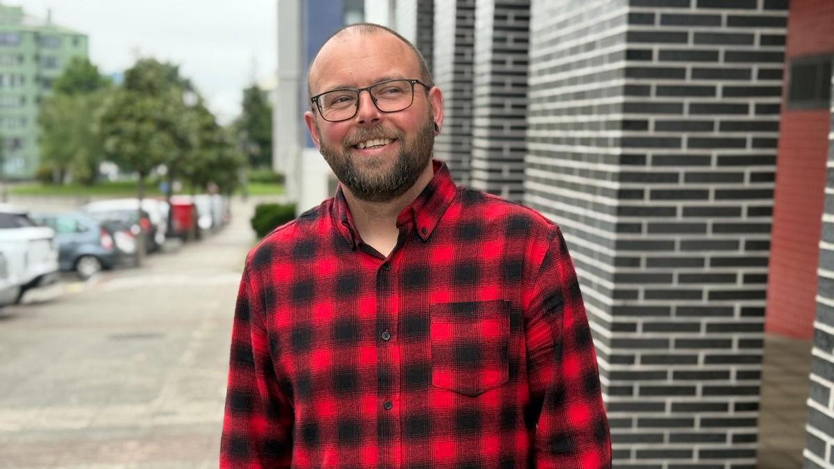 Efrén Rodríguez, el cuponero de la suerte de Oviedo que repartió más de seis millones de euros en un día: "Me gustaría conocer a los agraciados"
