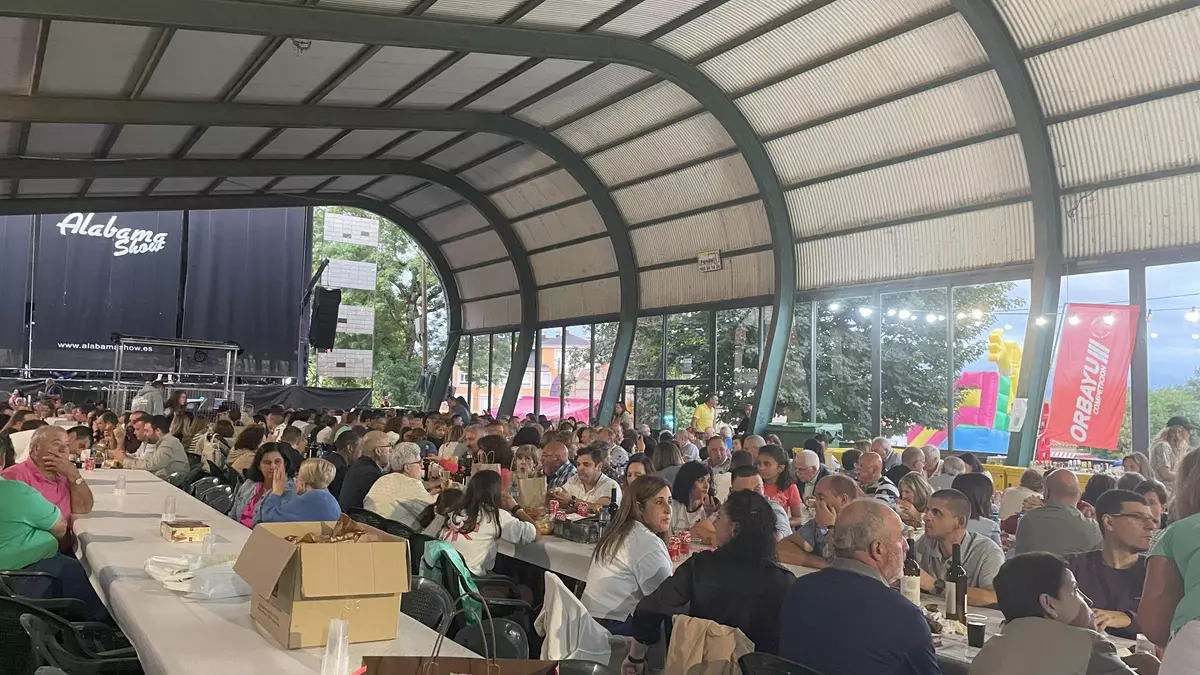Año de récord para la Festona: este es el postre que triunfó en La Espina en una cita multitudinaria