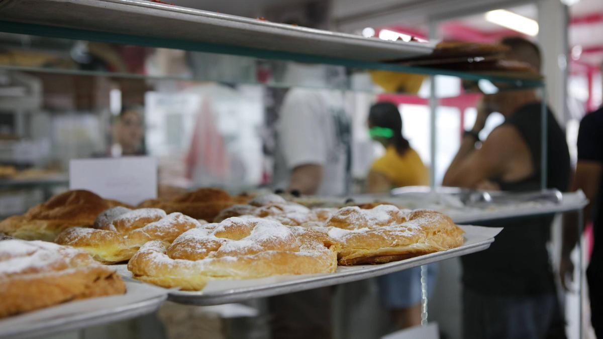 Panadería Lozano, bocadillos de cochinillo y especialidades artesanas