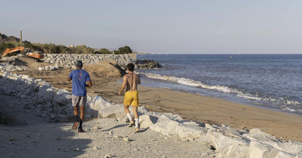 Les platges més erosionades de l’àrea de Barcelona, sense sorra extra