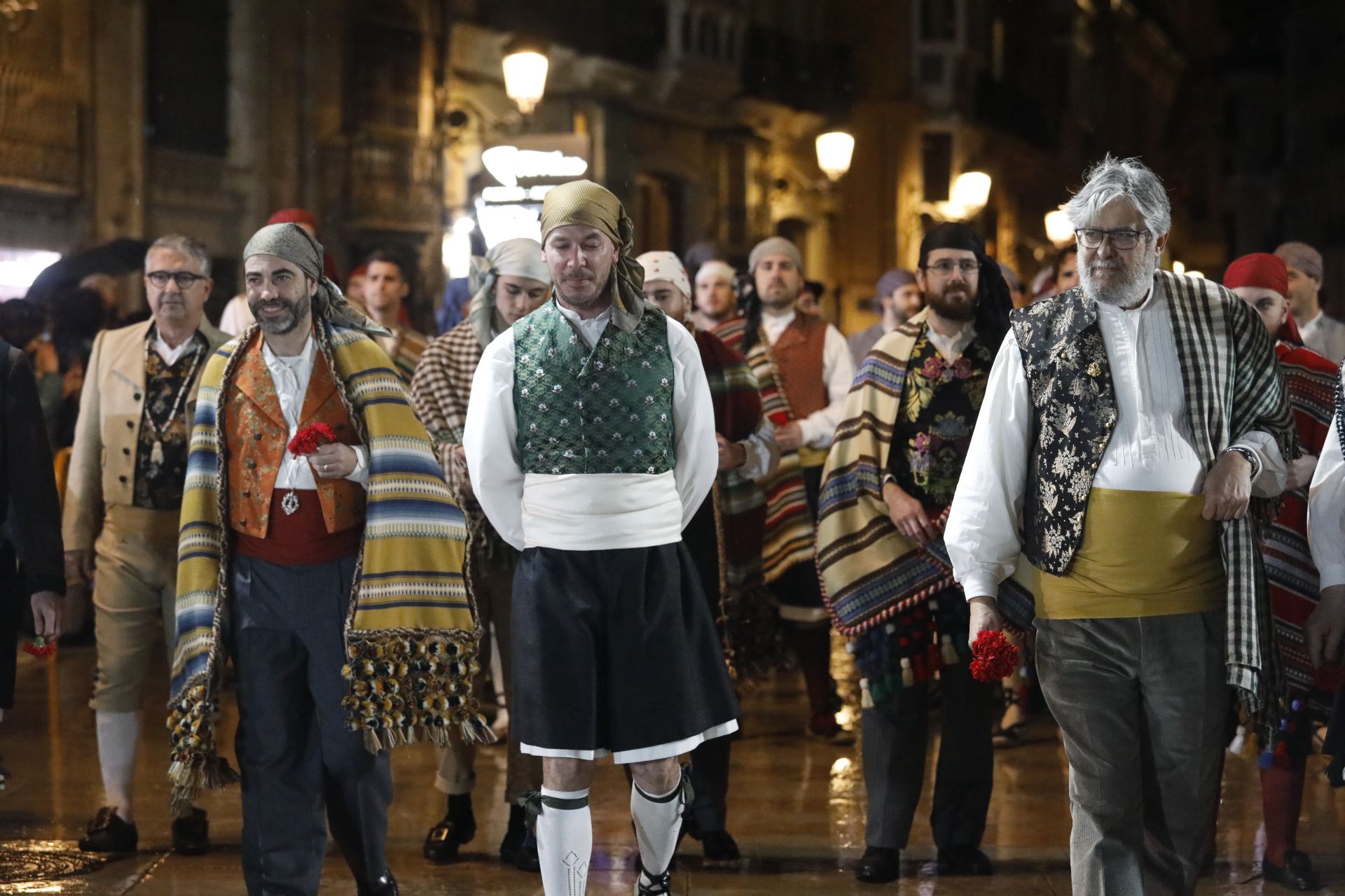 Búscate el primer día de Ofrenda por la calle Quart (de 21.00 a 22.00 horas)