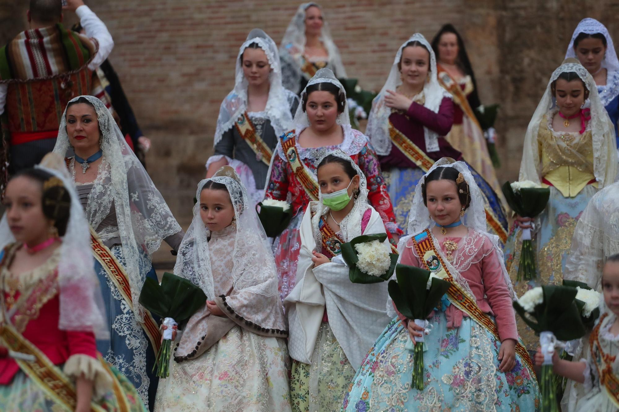 Búscate en el primer día de ofrenda por la calle de la Paz (entre las 18:00 a las 19:00 horas)