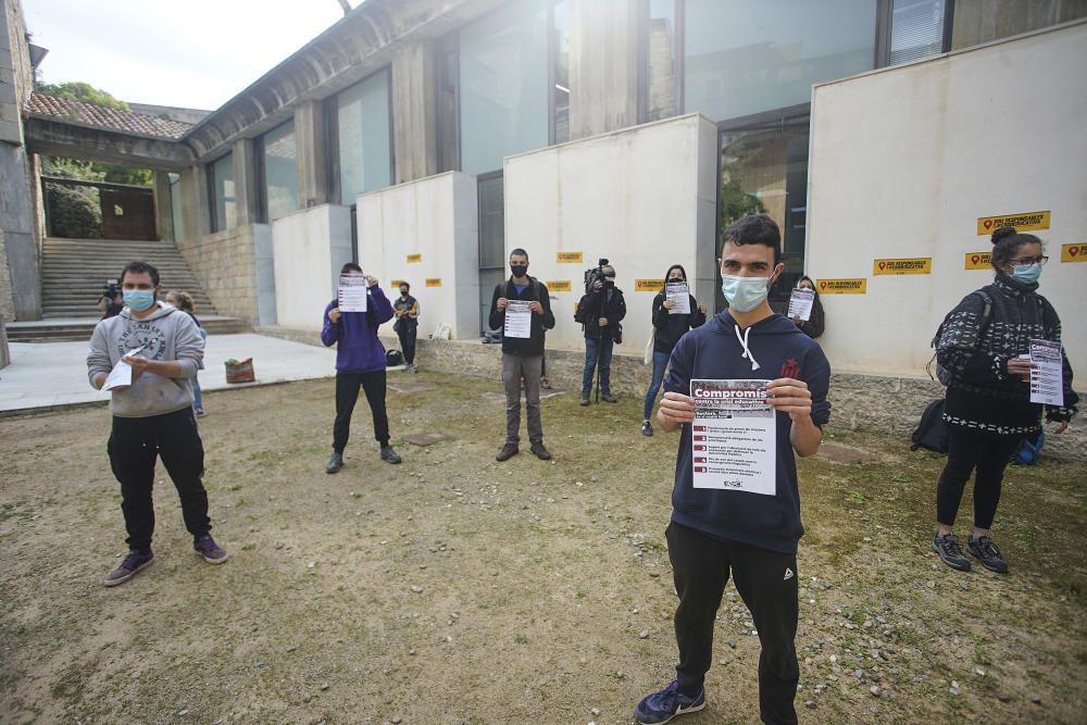 Estudiants de la UdG ocupen el rectorat