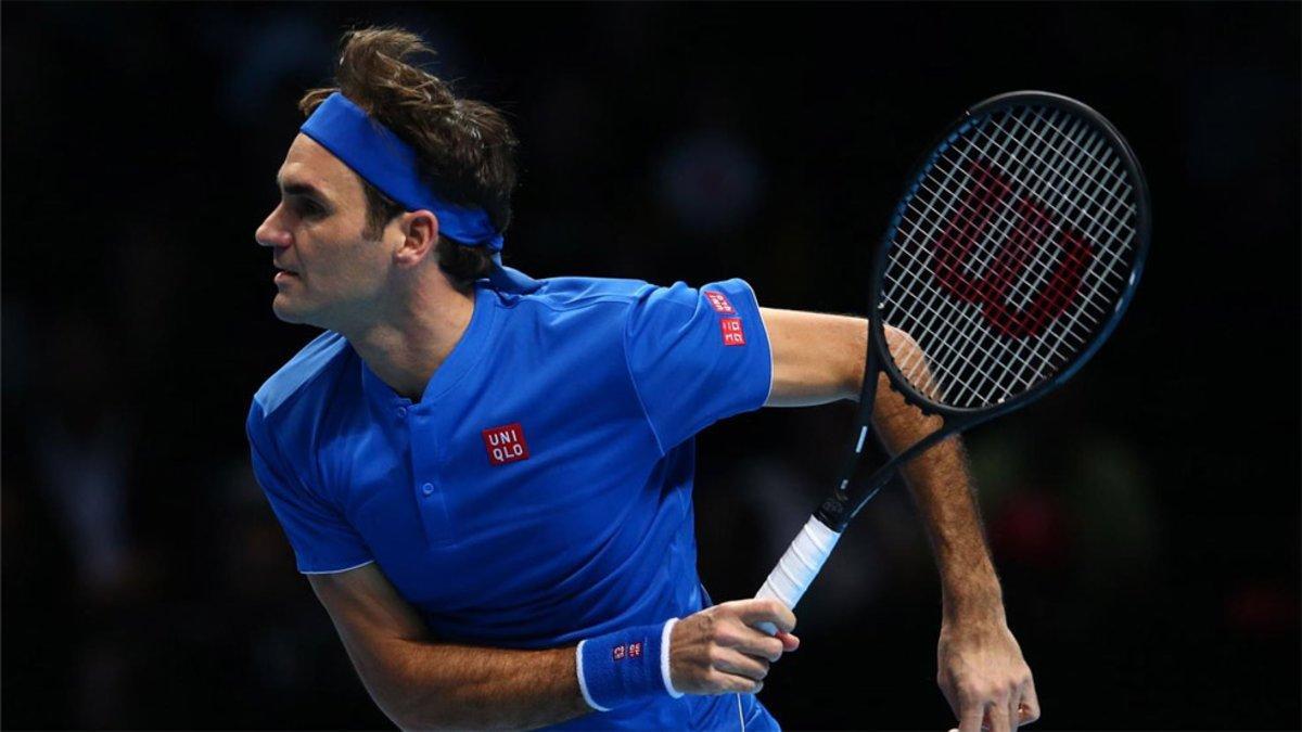 Federer se mantiene con vida en las Finales ATP