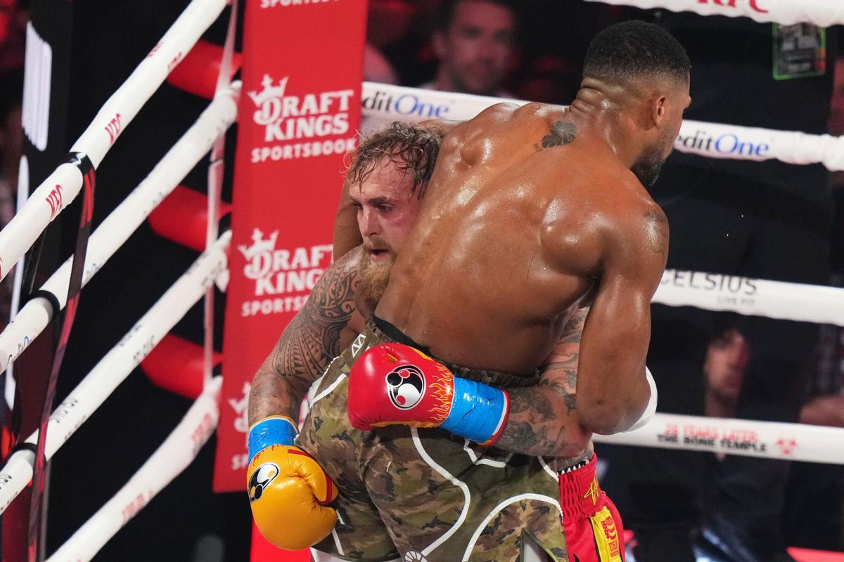 Imagen del reciente combate entre Jake Paul y Anthony Joshua