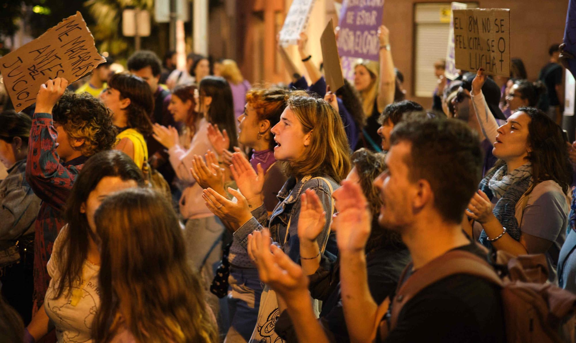 Manifestación por el 8M en Santa Cruz de Tenerife.