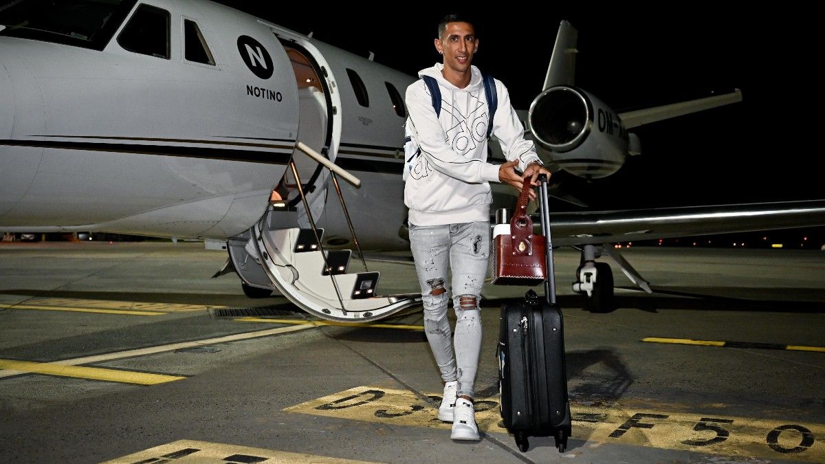 Di María, a su llegada a Turín, listo para firmar con la Juventus