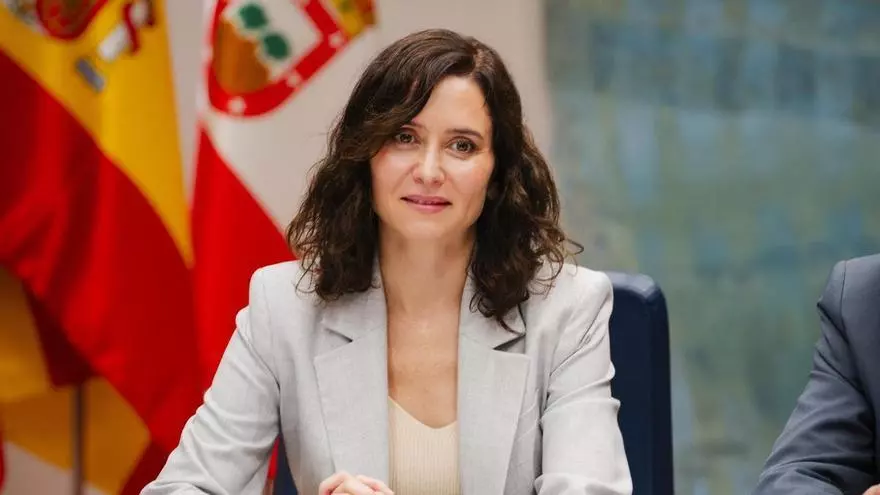 Ayuso pide “dejar en paz al rey” y defiende el "orgullo" de España: “Llevamos una forma civilizada de ver la vida”