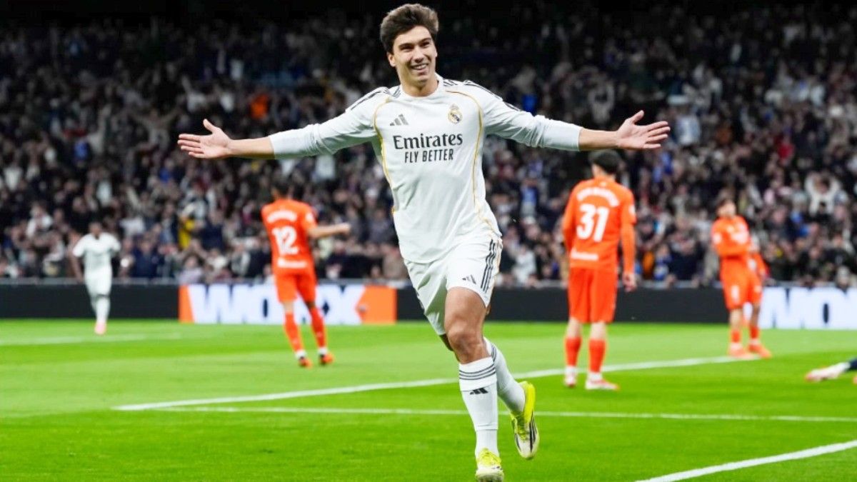 Gonzalo solo golea sin Mbappé