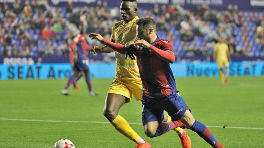 El Levante UD pasa a octavos con apuros