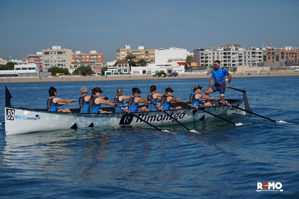 Actuación sobresaliente del CN Jávea para colgarse el oro nacional y proclamarse Campeón de España de Banco Fijo en Veterano Mixto.