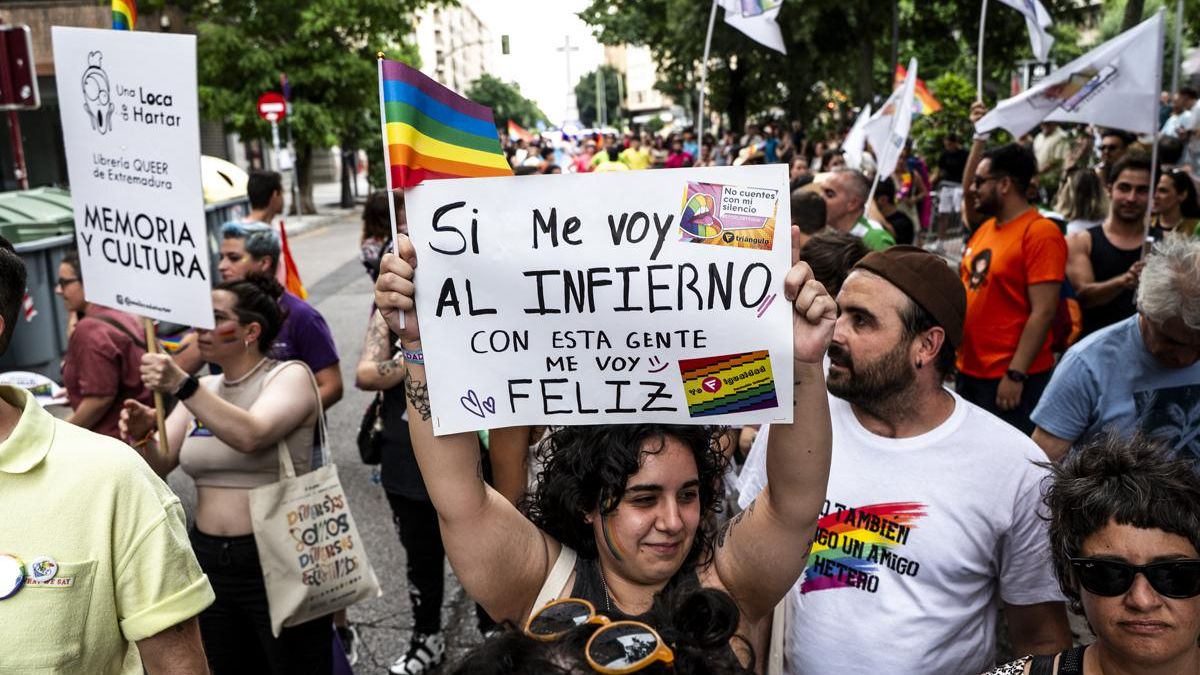 Vídeo | Cáceres avanza con orgullo