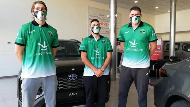 Tres 'locos' por jugar en el Cáceres